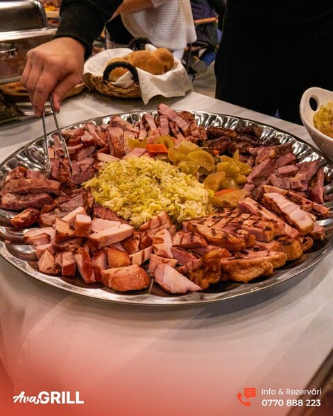 AVA Grill - Restaurant si terasa cu preparate la jar